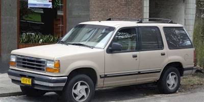 1993 Ford Explorer Van | Ford introduced the first ...
