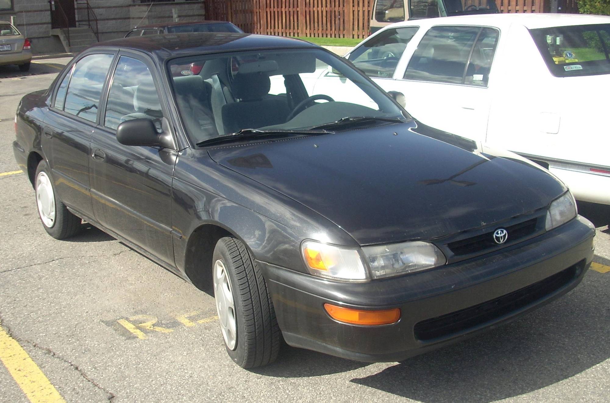 1997 Toyota Corolla DX - Sedan 1.8L Manual