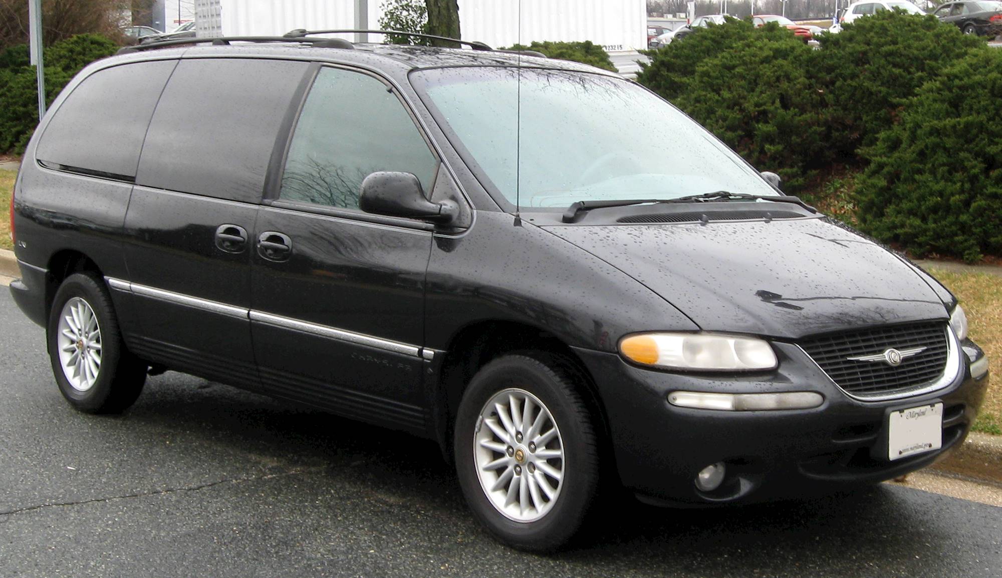 2000 town and country van