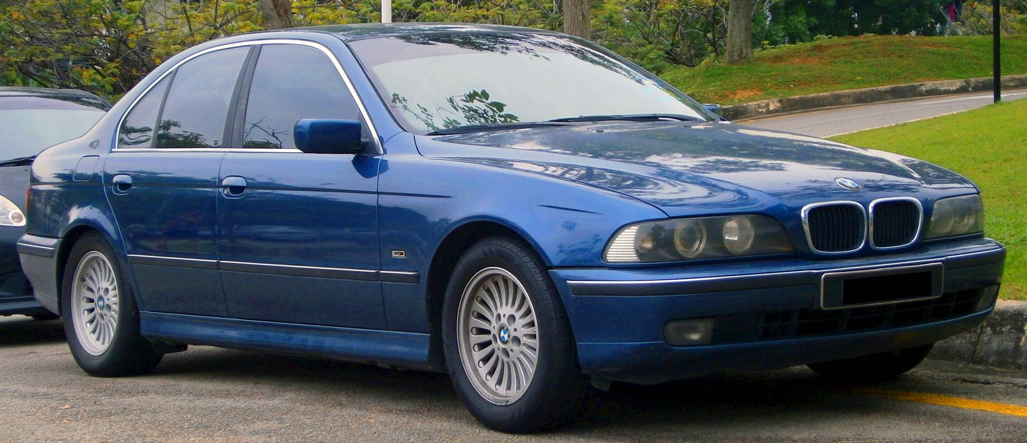 1999 BMW 5 Series 528i - Wagon 2.8L Manual
