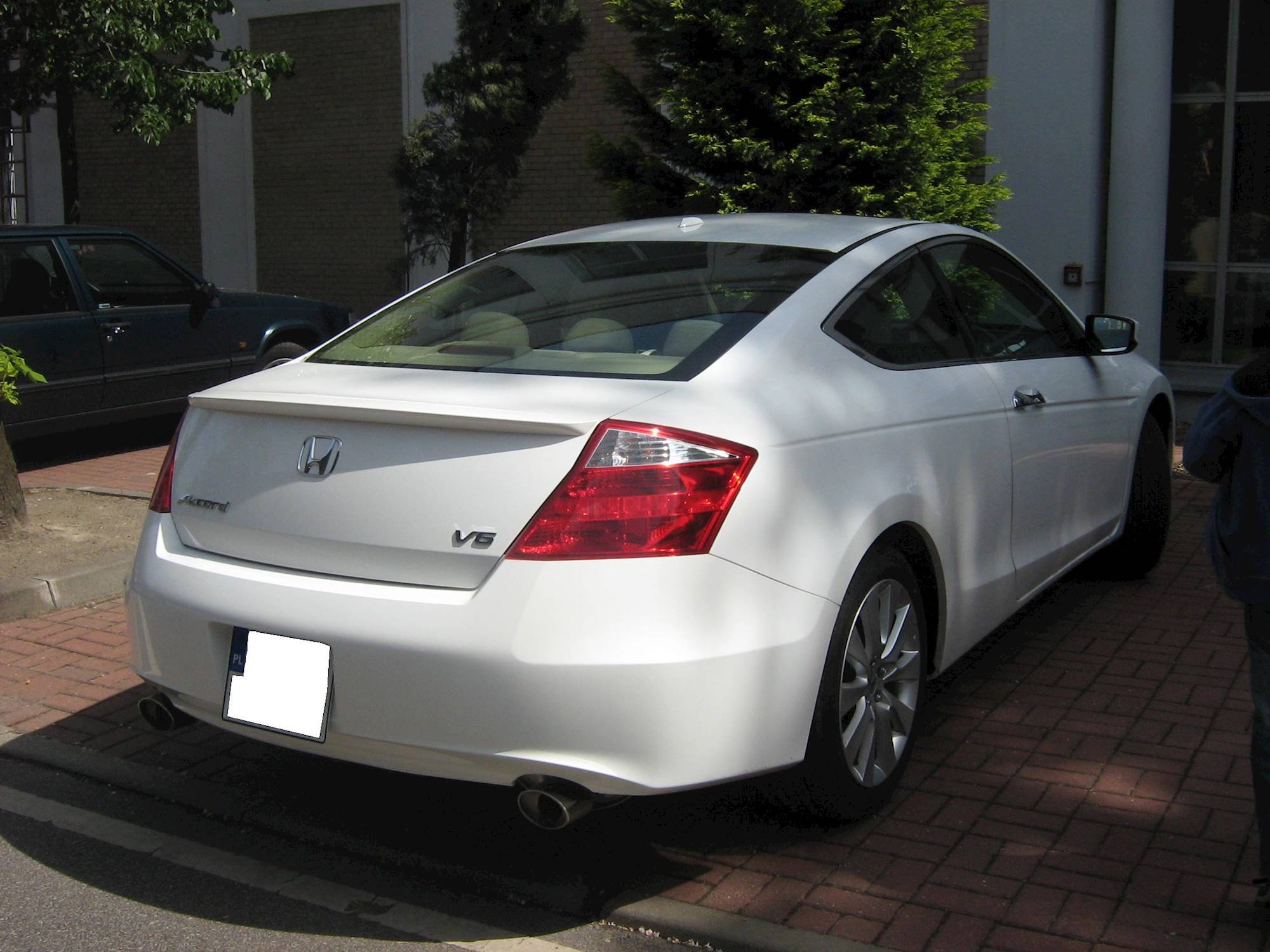 2009 Honda Accord LX - Sedan 2.4L auto