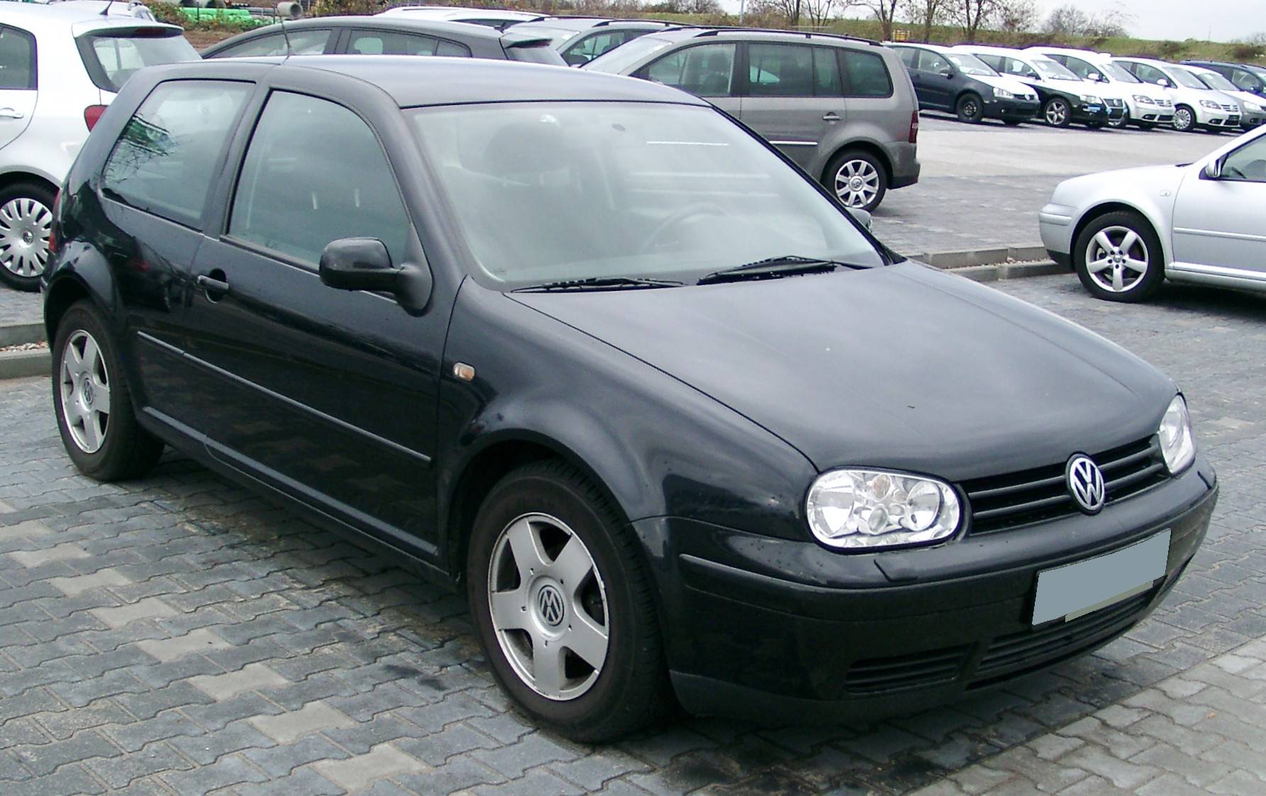 2003 Volkswagen Golf GL 2.0L 4dr Hatchback 5spd manual w/OD