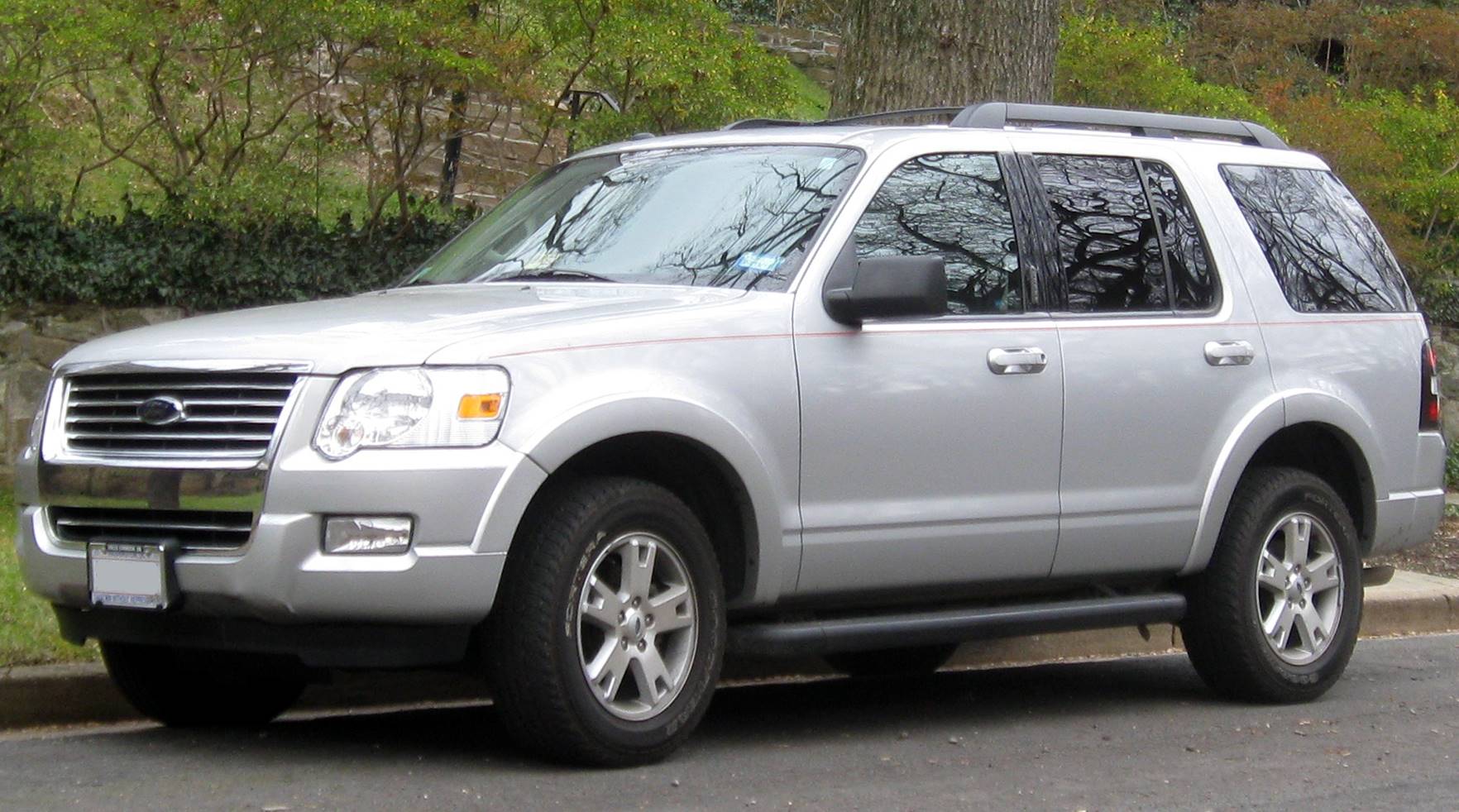 2010 Ford Explorer XLT - 4dr SUV 4.0L V6 auto