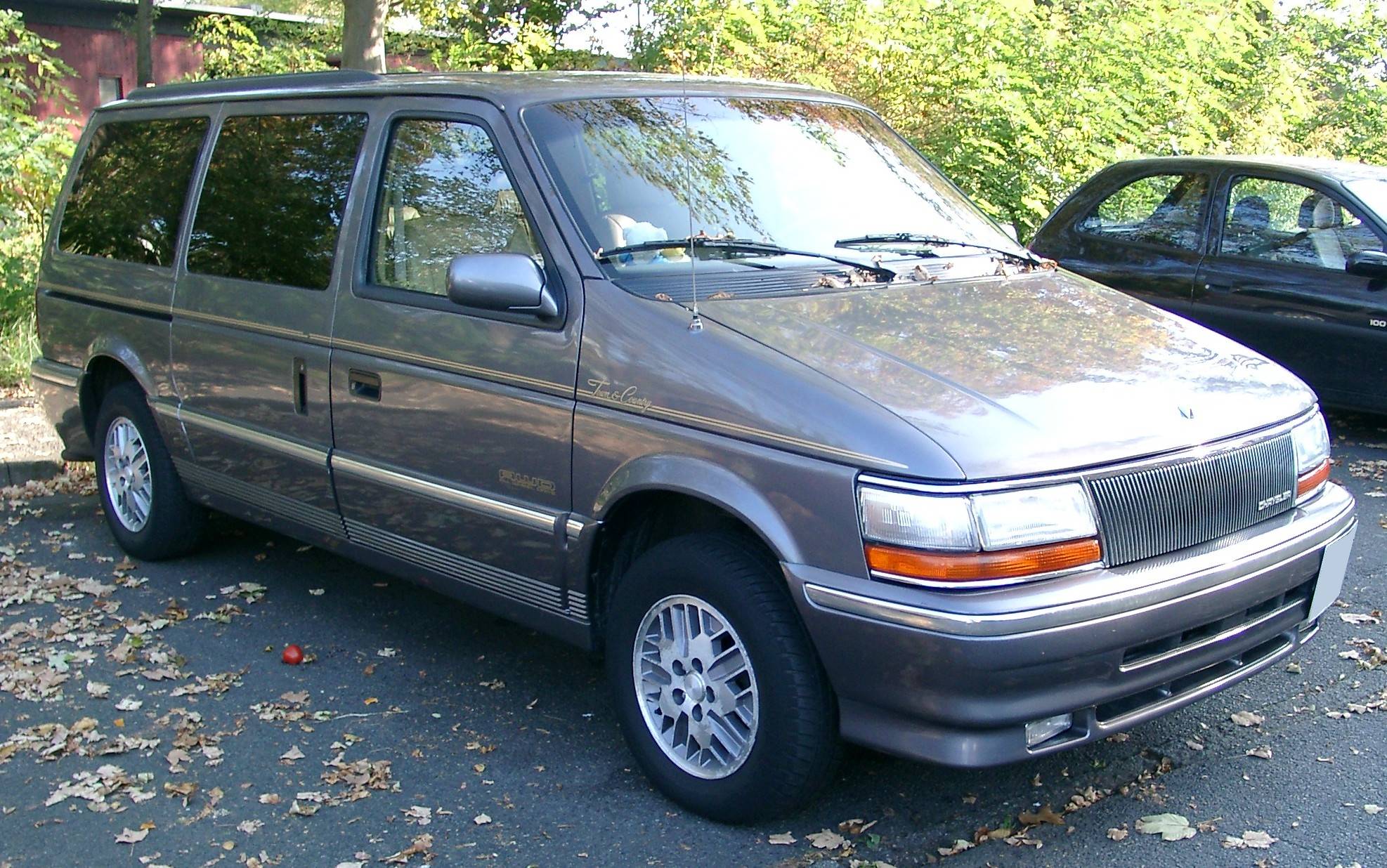 95 plymouth voyager se